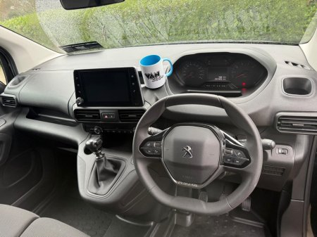 2022 Peugeot Partner PROFESSIONAL PLUS NO VAT! €18,750 thumbnail