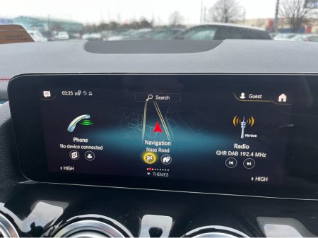 2024 Mercedes-Benz EQA 300 AMG LINE 4MATIC €34,950 thumbnail