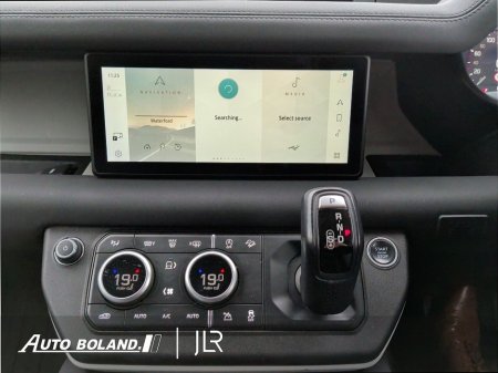 2021 Land Rover Defender - thumbnail 11