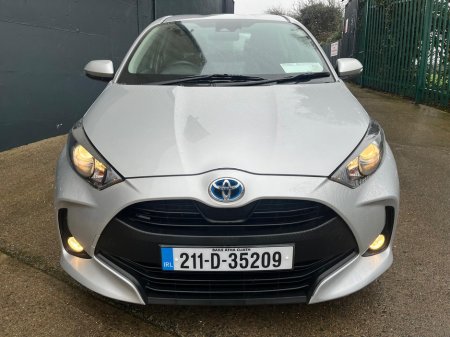 2022 Toyota Yaris HYBRID LUNA 5DR AUTO