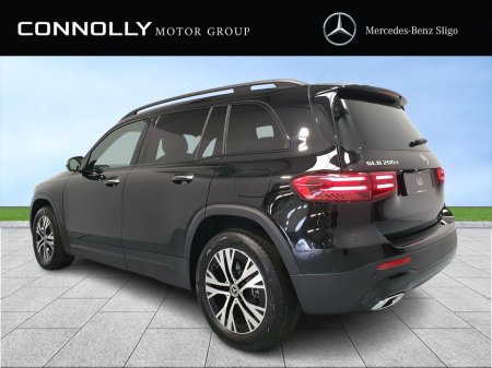 2025 Mercedes-Benz GLB 200 d 4 MATIC Progr €58,945