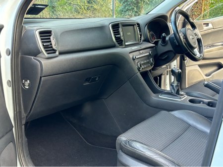 2016 Kia Sportage 1.7 EX 5DR *REVERSE CAMERA*SAT NAV*AA APPROVED*NEW NCT 01/27* €13,900 thumbnail