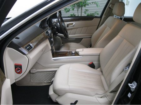 2015 Mercedes-Benz E Class 200 BLUETEC EXCLUSIVE 4DR AUTO €12,795 thumbnail