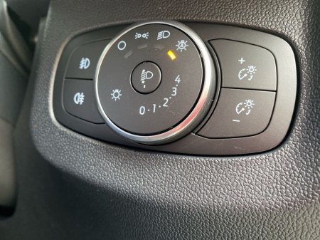 2026 Ford Transit Courier - thumbnail 15