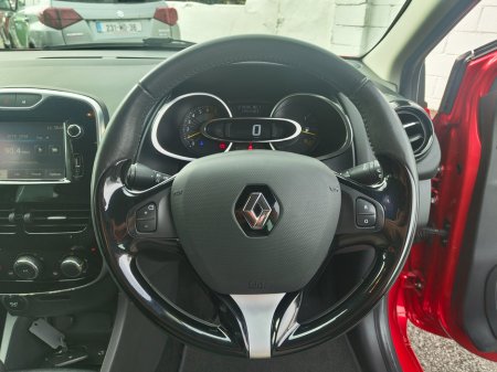 2016 Renault Clio - thumbnail 15