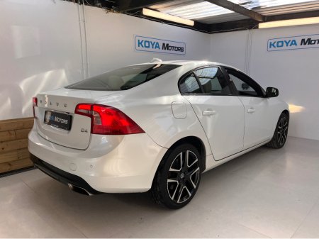 2016 Volvo S60 - thumbnail 12