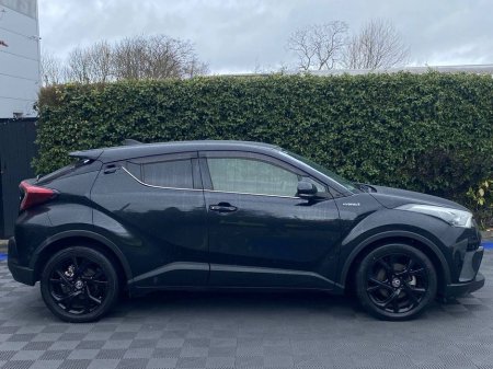 2019 Toyota C-HR - thumbnail 2