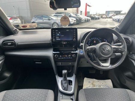 2024 Toyota Yaris Cross - thumbnail 8