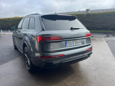 2021 Audi Q7 - thumbnail 8