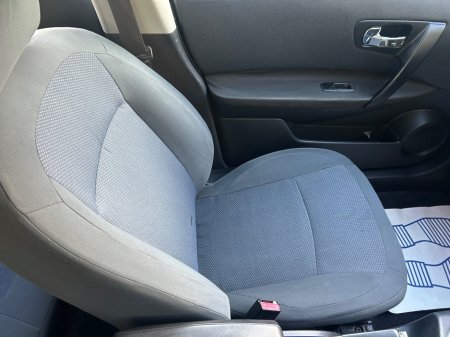 2010 Nissan Qashqai - thumbnail 13