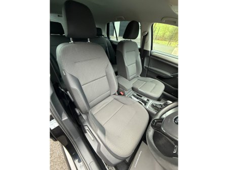 2014 Volkswagen Golf  €13,995 thumbnail