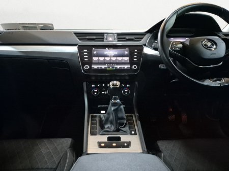 2021 Skoda Superb - thumbnail 14