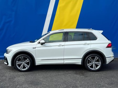 2019 Volkswagen Tiguan R-LINE 4MOTION 2.0 TDI AUTO // HEATED FRONT & REAR R-LINE SEATS // SERVICE HISTORY // 360 SURROUND VISUAL PARKING AID €32,900