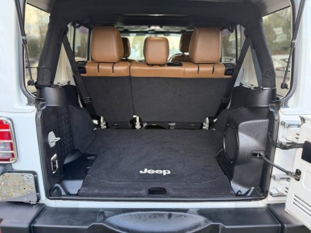 2014 Jeep Wrangler - thumbnail 11