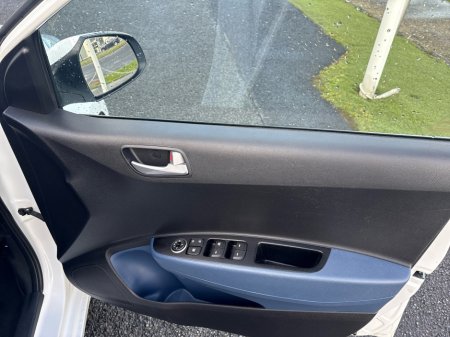 2019 Hyundai i10 - thumbnail 11