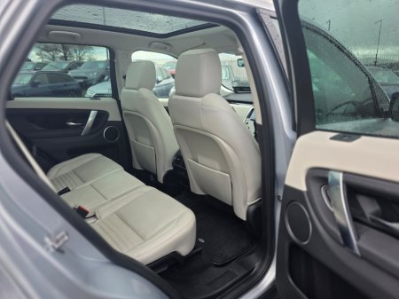 2020 Land Rover Discovery Sport - thumbnail 17
