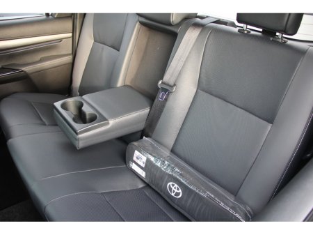2026 Toyota Hilux - thumbnail 24