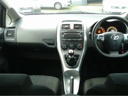 2011 Toyota Auris 1.33 5DR ** FSH ** €6,245 thumbnail