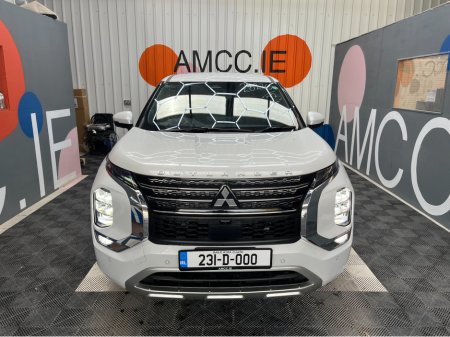 2023 Mitsubishi Outlander - thumbnail 6