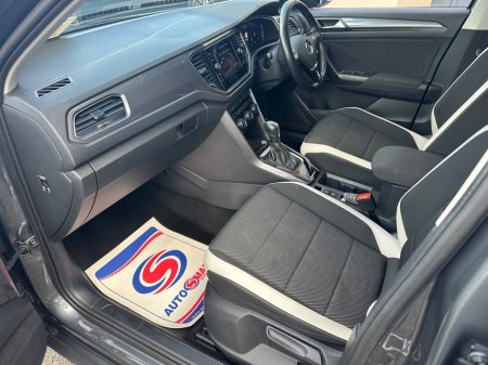 2021 Volkswagen T-Roc 2.0 TDI 150bhp Sport DSG €25,895 thumbnail