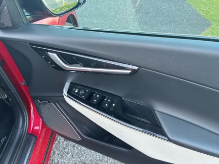 2022 Kia EV6 - thumbnail 11