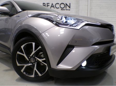 2017 Toyota C-HR *31,000 MILES*HYBRID SPORT TOYOTA C-HR SELF CHARGING 1.8 AUTOMATIC*FANTASTIC CONDITION GREAT ON FUEL, POWER, COMFORT WITH A LOT OF SPACE ALL COMBINED FOR A FANTASTIC DRIVE. CAR COMES WITH FULL SAFETY €18,900