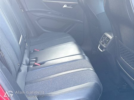 2019 Peugeot 3008 - thumbnail 9