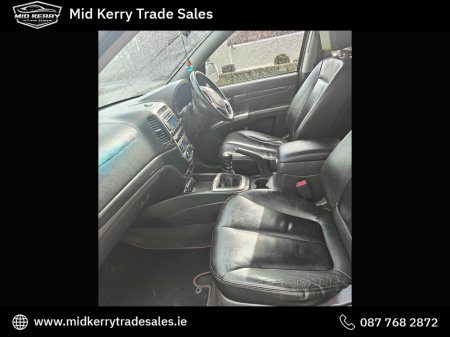 2011 Hyundai Santa Fe - thumbnail 10