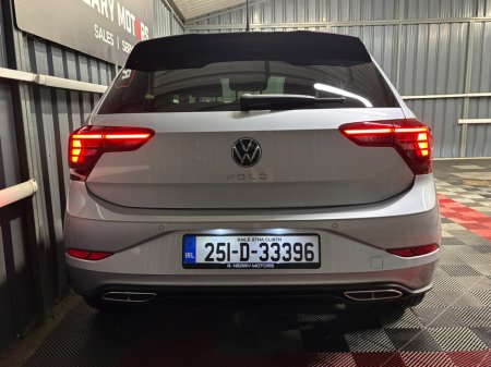 2025 Volkswagen Polo POLO R-LINE 1.0 TSI 95HP D7F €29,950 thumbnail