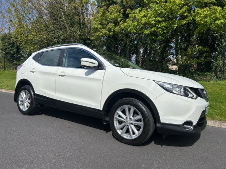 2016 Nissan Qashqai - thumbnail 1