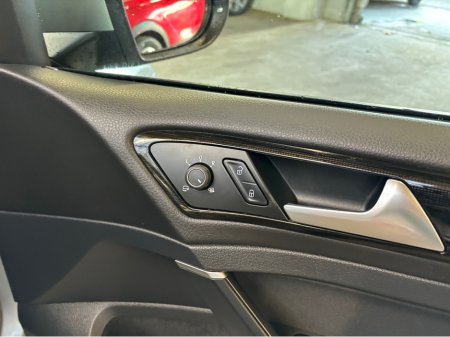 2018 Volkswagen Golf Automatic DSG  Bluemotion Hiline only 34000 kms €19,499 thumbnail