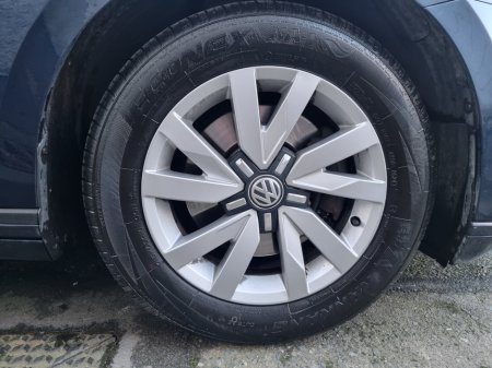 2017 Volkswagen Passat 1.6 TDI 120HP Trendline €9,499 thumbnail