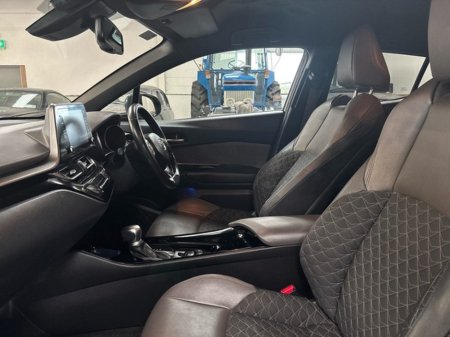 2020 Toyota C-HR - thumbnail 6