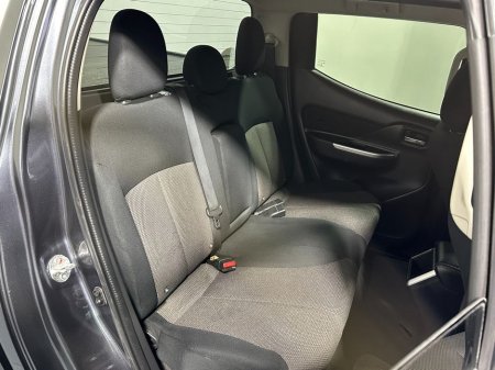 2020 Mitsubishi L200 2.3 Warrior Automatic €24,500 thumbnail