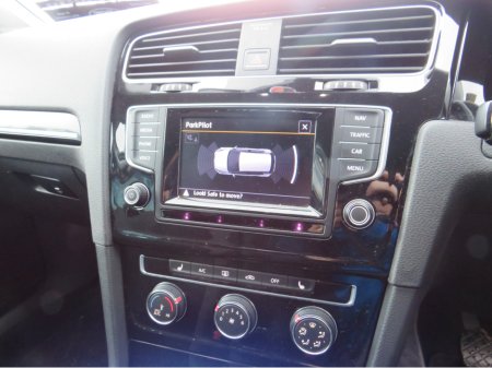 2014 Volkswagen Golf 2.0 TDI GT BLUEMOTION LOW MILEAGE        FSH €10,999 thumbnail