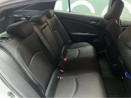 2022 Toyota Prius - thumbnail 11