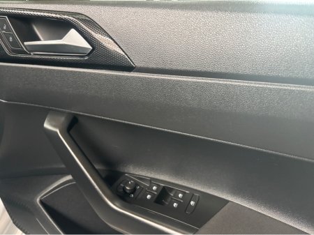 2022 Volkswagen Polo - thumbnail 16