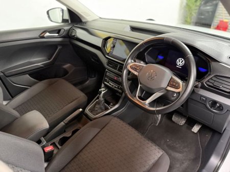 2023 Volkswagen T-Cross Life 1.0 TSI D7F 110HP 5DR AUT €25,777 thumbnail