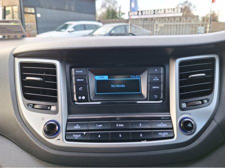 2017 Hyundai Tucson 1.7 SE BLD 141PS AUTO *High Spec/Heated Seats/ €12,950 thumbnail
