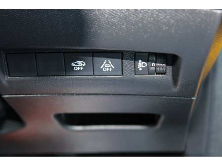 2022 Peugeot 208 - thumbnail 25