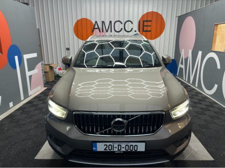 2020 Volvo XC40 €30950! 2020 VOLVO XC40 RECHARGE PLUG-IN HYBRID T5 1.5 AUTOMATIC / CRUISE CONTROL / 360° PARKING CAMERA / ELECTRIC MEMORY & HEATED SEATS / PANORAMIC SUNROOF / HEATED STEERING WHEEL / APPLE CARPLAY €30,950 thumbnail