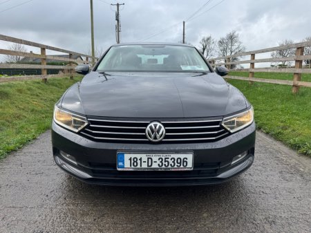 2018 Volkswagen Passat - thumbnail 4