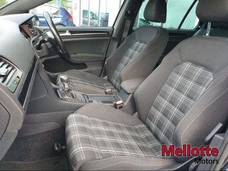 2017 Volkswagen Golf - thumbnail 12