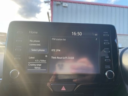 2022 Toyota Yaris Cross - thumbnail 15