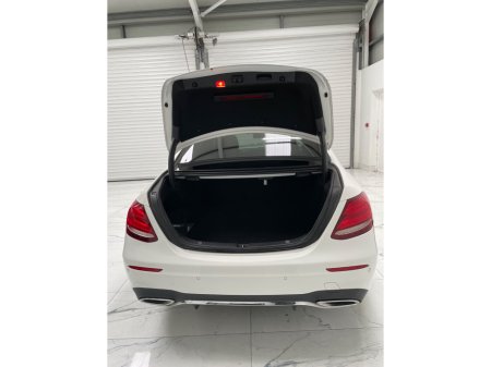 2018 Mercedes-Benz E Class - thumbnail 2