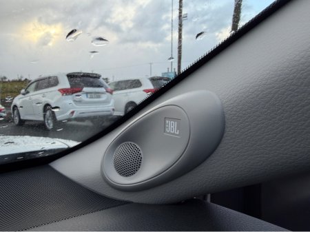 2020 Toyota Camry - thumbnail 29