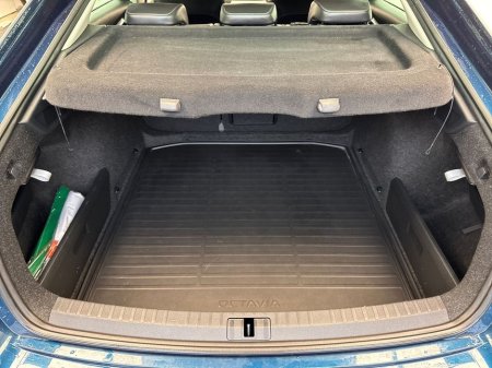 2023 Skoda Octavia 2.0TDI AMB *5.9% APR* €95 PER WEEK €29,995 thumbnail