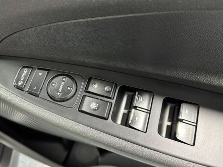 2019 Hyundai Tucson - thumbnail 19