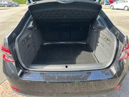 2024 Skoda Superb - thumbnail 9