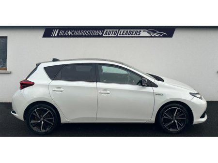 2018 Toyota Auris 1.8 HYBRID LUNA SPORT 136BHP AUTO LOW KM €16,450 thumbnail